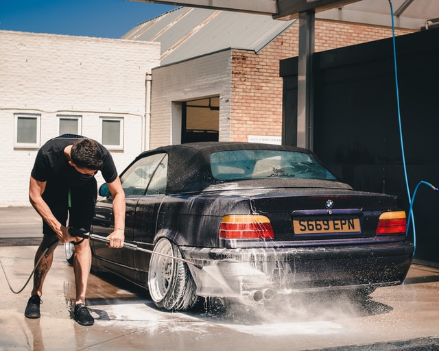 How to wash a car Airtasker UK