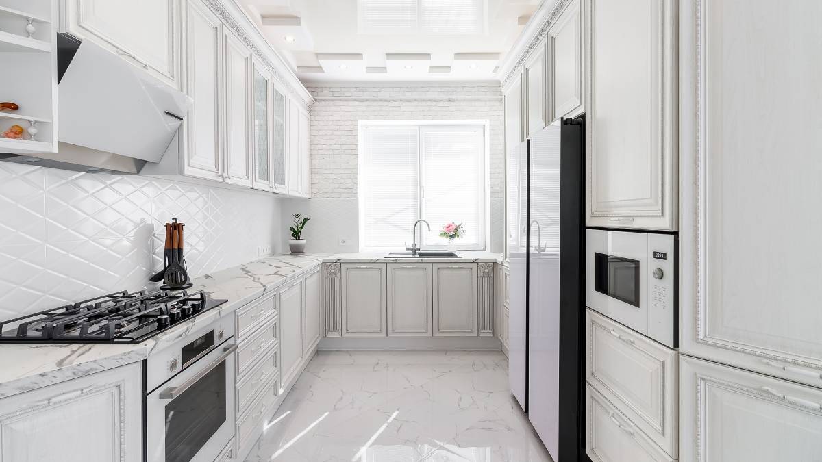 Kitchen Floor Tile Ideas With Classic Porcelain