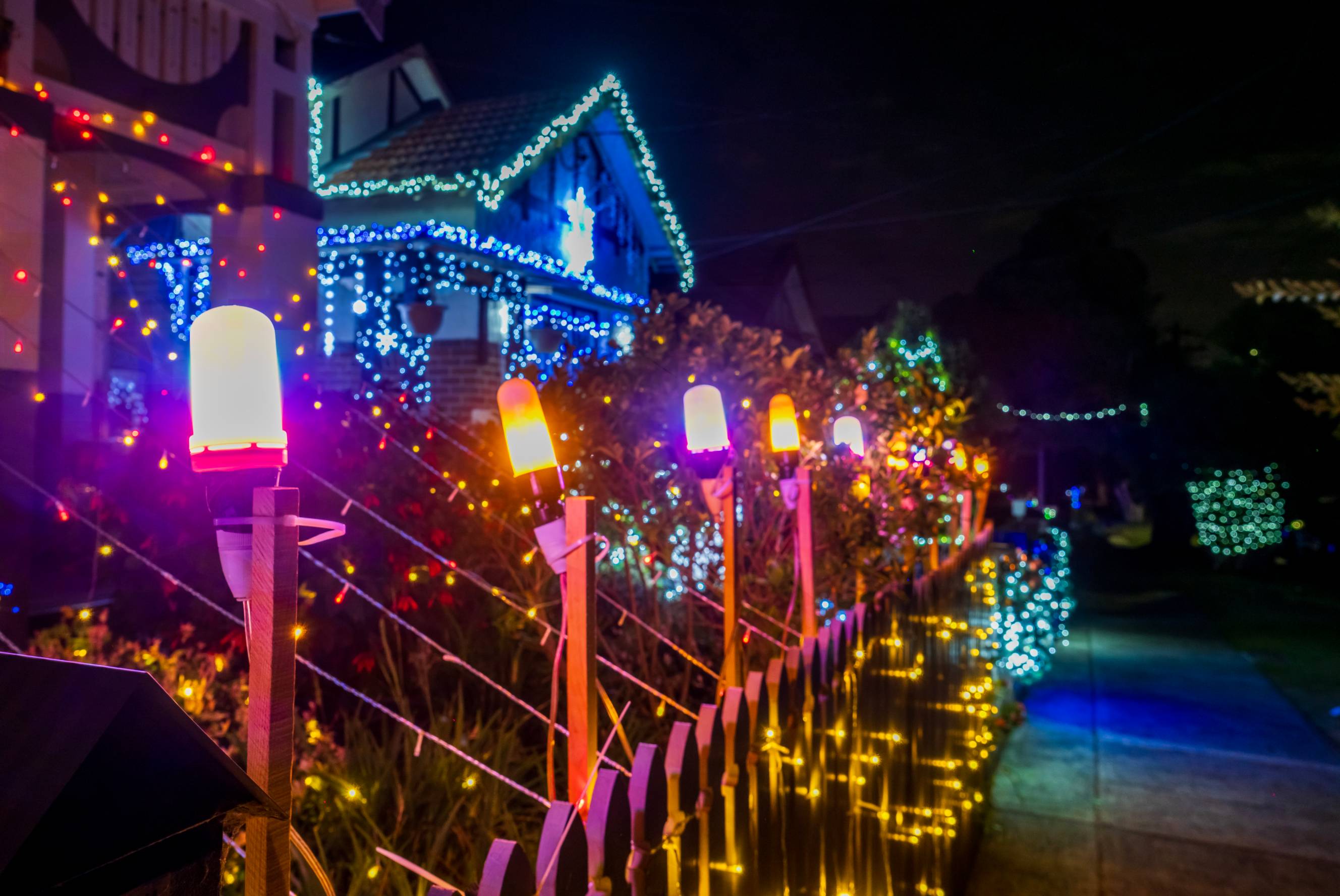 Find Trusted Christmas Light Installations near you Airtasker AU