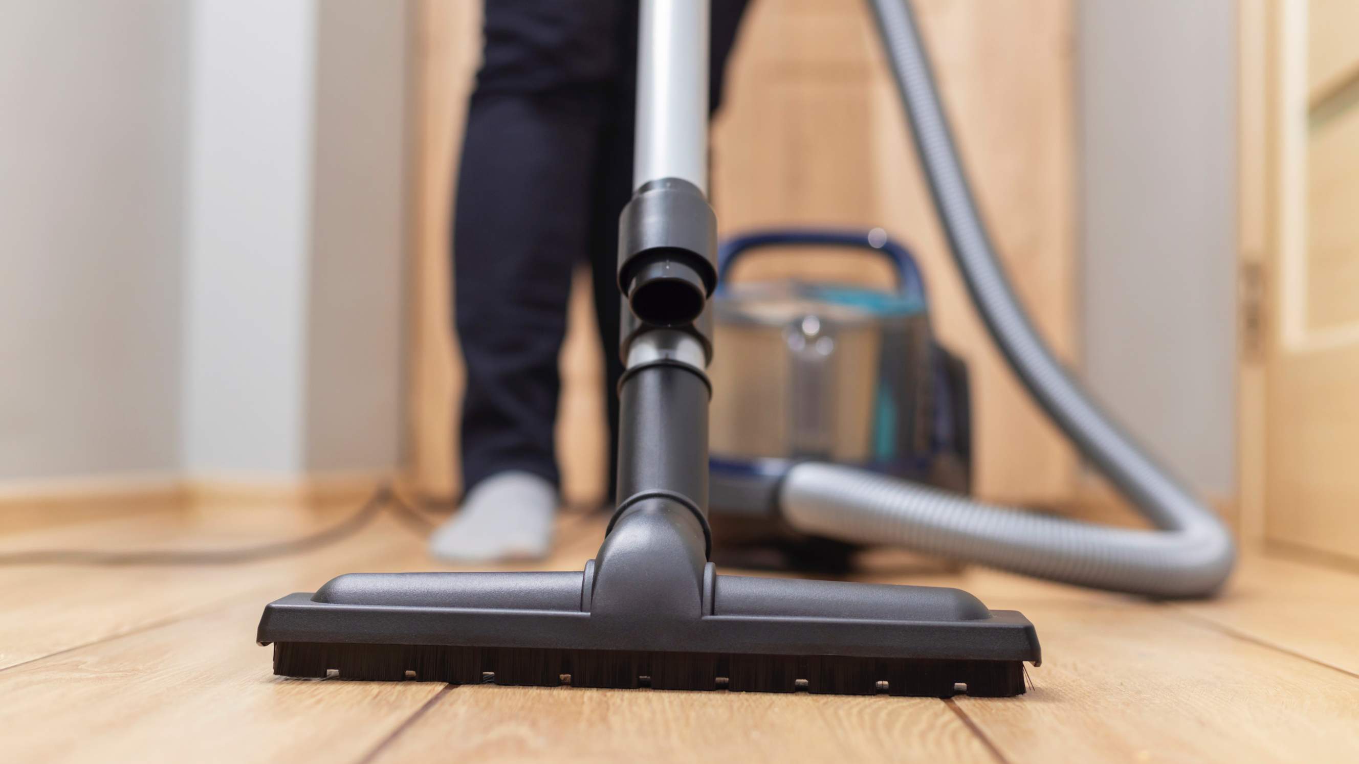 Sweeping vs Vacuuming What Is the Best Way to Clean Floors? Airtasker UK